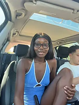 Snapshot of ebonysweetyy chatting on April 24, 10:39 am ebonysweetyy online show from April 24, 10:39 am