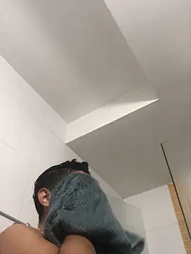 Paris 11 online show from October 23, 1:43 pm