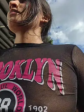 Snapshot of Rumy_2005 chatting on December 13, 7:53 pm Rumy 2005 online show from December 13, 7:53 pm