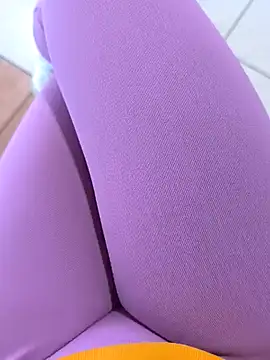 Snapshot of sexy7883 chatting on February 6, 11:54 am sexy7883 online show from February 6, 11:54 am