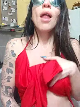 Snapshot of sexy7883 chatting on March 6, 9:31 pm sexy7883 online show from March 6, 9:31 pm