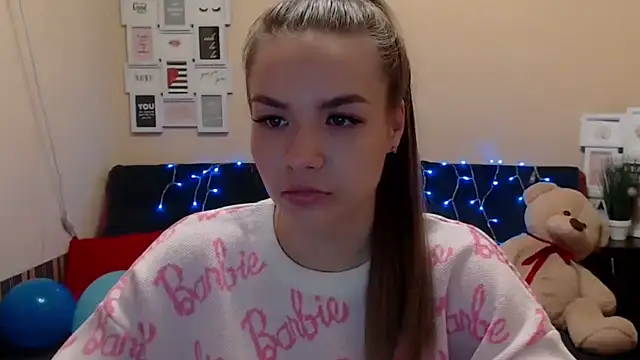 Snapshot of aSingleOne chatting on March 16, 9:08 pm aSingleOne online show from March 16, 9:08 pm