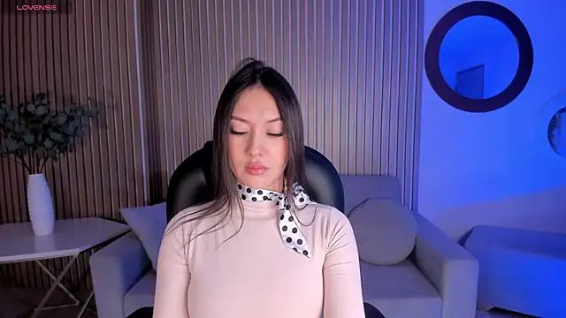 AnnaHoffman  online show from October 17, 7:16 pm