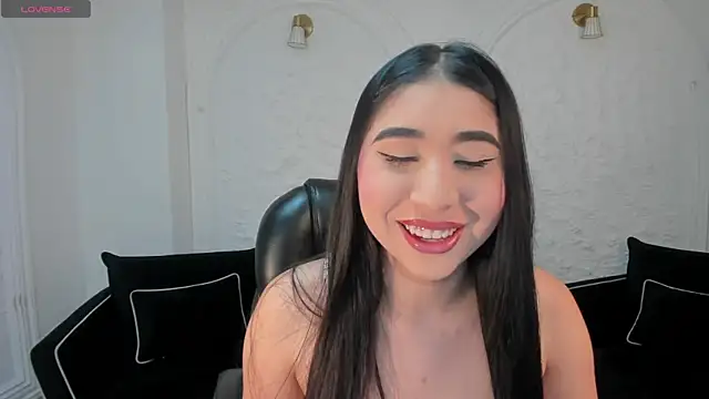 MayaMoretti  online show from February 15, 4:20 am