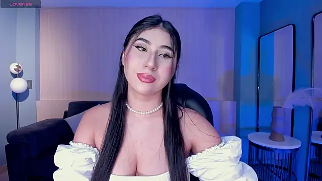 Snapshot of MayaMoretti_ chatting on May 27, 7:55 pm MayaMoretti online show from May 27, 7:55 pm