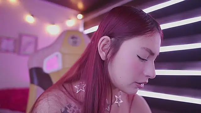 Rebecah 1 online show from November 5, 1:55 pm