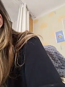 LillySvon online show from May 20, 8:37 pm