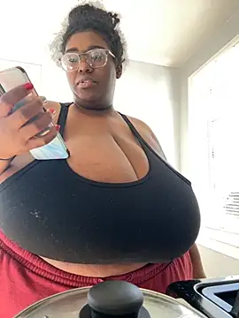 Snapshot of bunbun420247 chatting on October 21, 2:40 pm bunbun420247 online show from October 21, 2:40 pm