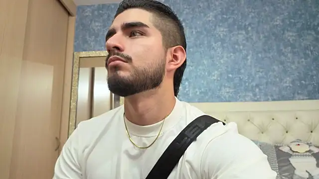 Snapshot of zayn_maximoff chatting on November 23, 9:25 pm zayn maximoff online show from November 23, 9:25 pm