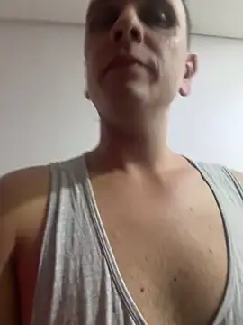 Snapshot of KianxxTeach chatting on February 19, 1:23 am KianxxTeach online show from February 19, 1:23 am