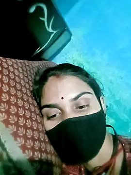 Nishaa ji online show from October 5, 11:13 pm