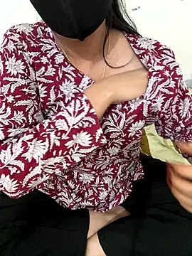 Sex Queen aaraya online show from April 8, 3:56 pm