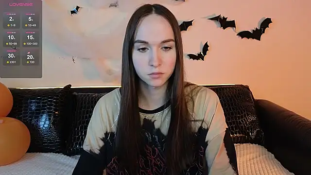 Angeel Kate online show from November 1, 7:27 pm