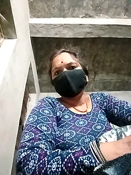 suhani sharmj online show from February 5, 9:30 pm