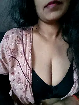 Deepa Sharma143 online show from December 22, 2:08 am