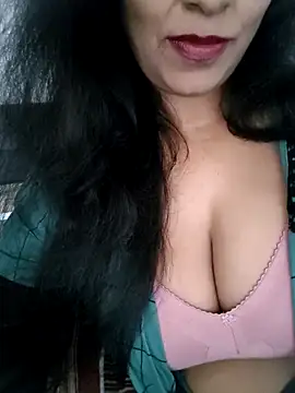 Deepa Sharma143 online show from April 14, 2:17 am