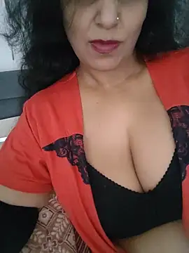 Deepa Sharma143 online show from June 7, 1:21 am