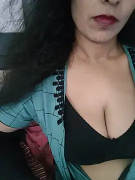 Snapshot of Deepa_Sharma143 chatting on July 8, 6:29 am Deepa Sharma143 online show from July 8, 6:29 am