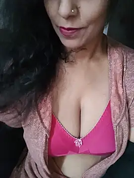 Snapshot of Deepa_Sharma143 chatting on July 23, 1:58 am Deepa Sharma143 online show from July 23, 1:58 am