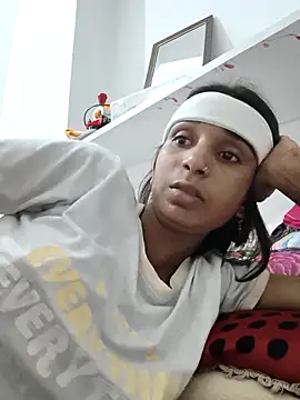 Snapshot of Hot-Soniya2 chatting on October 16, 3:24 pm Hot-Soniya2 online show from October 16, 3:24 pm