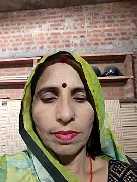 Snapshot of Hot_liya54 chatting on September 12, 8:03 am Hot liya54 online show from September 12, 8:03 am