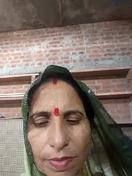 Snapshot of Hot_liya54 chatting on September 23, 6:27 am Hot liya54 online show from September 23, 6:27 am