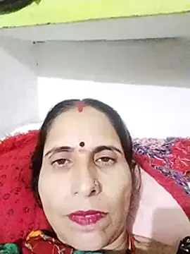 Snapshot of Hot_liya54 chatting on October 21, 6:03 am Hot liya54 online show from October 21, 6:03 am