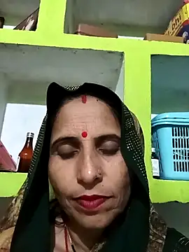 Snapshot of Hot_liya54 chatting on November 15, 7:21 pm Hot liya54 online show from November 15, 7:21 pm