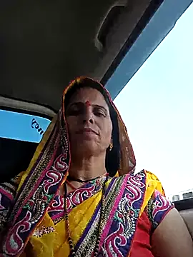 Snapshot of Hot_liya54 chatting on November 29, 7:11 am Hot liya54 online show from November 29, 7:11 am