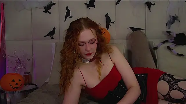 Snapshot of AgataFoxley chatting on October 27, 7:45 am AgataFoxley online show from October 27, 7:45 am