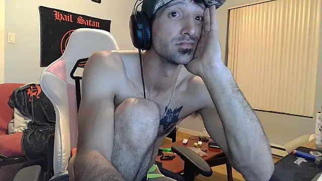 Snapshot of Ardokks chatting on October 5, 3:16 am Ardokks online show from October 5, 3:16 am