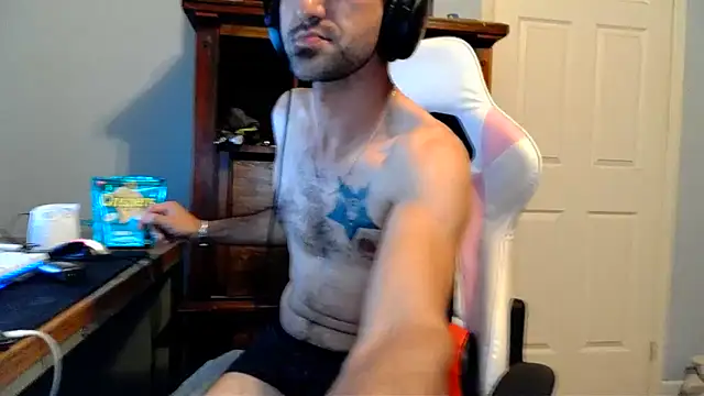 Snapshot of Ardokks chatting on October 15, 1:28 am Ardokks online show from October 15, 1:28 am