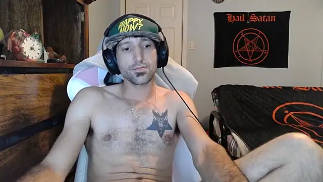 Snapshot of Ardokks chatting on November 9, 12:03 pm Ardokks online show from November 9, 12:03 pm