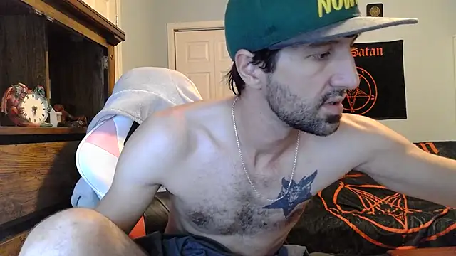 Snapshot of Ardokks chatting on November 14, 2:54 am Ardokks online show from November 14, 2:54 am