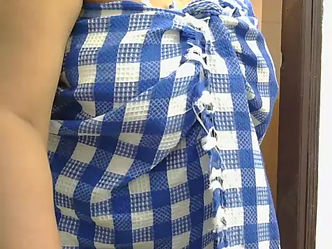 Cute Girl51 online show from September 10, 11:21 am