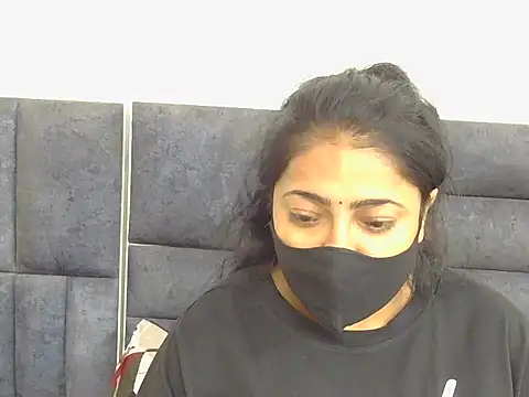 Cute Girl51 online show from November 15, 10:37 pm