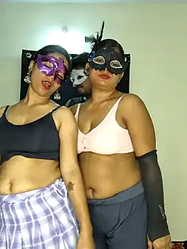 Snapshot of Family02 chatting on October 17, 3:58 pm Family02 online show from October 17, 3:58 pm