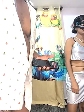 Family02 online show from March 21, 7:13 am