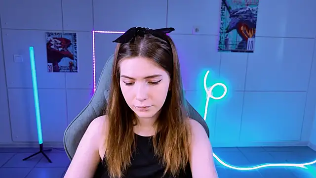 AliceCUNTach online show from September 12, 5:07 am