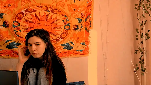 AliceCUNTach online show from March 24, 5:12 am