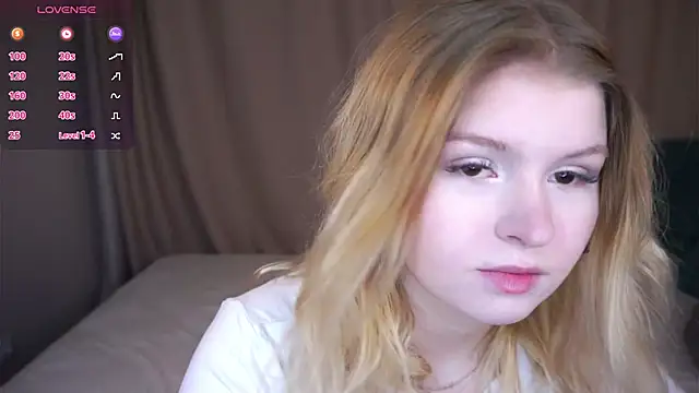 ShontaWasilko online show from November 3, 6:09 pm