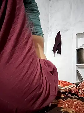 Snapshot of Hot_lali_555 chatting on September 17, 12:23 am Hot lali 555 online show from September 17, 12:23 am