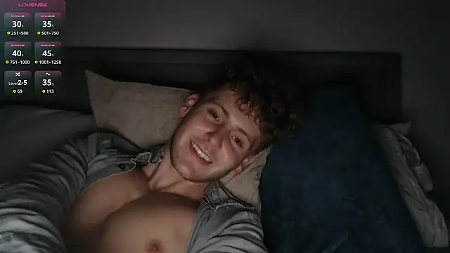 DominantAlex18 online show from April 10, 4:23 pm