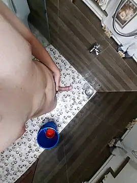 Snapshot of winter0cold_ chatting on October 10, 7:07 am winter0cold online show from October 10, 7:07 am