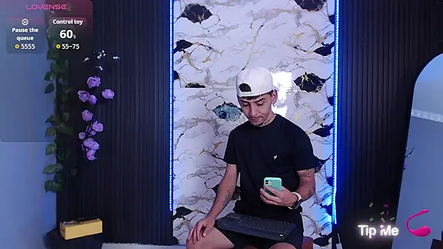 SpicyBoys X online show from September 14, 8:30 pm