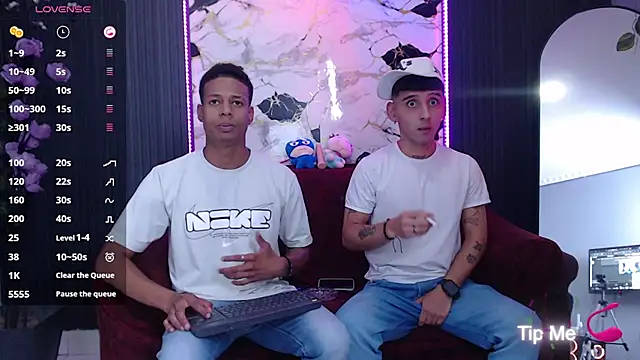 SpicyBoys X online show from October 11, 11:25 pm