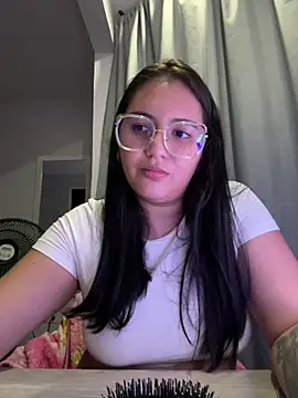 Snapshot of Angeldusttt chatting on September 26, 5:00 am Angeldusttt online show from September 26, 5:00 am