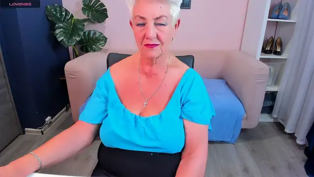 HotandMature online show from January 18, 1:18 pm