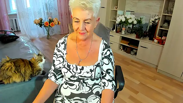 HotandMature online show from July 7, 2:54 pm