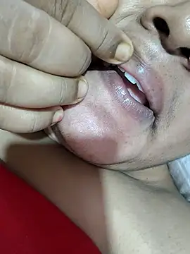 hotbhabhi011 online show from September 19, 1:51 am